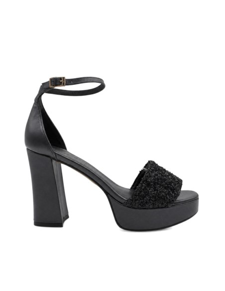 Sandalia de tacón plataforma negra Vienty con glitter vista lateral