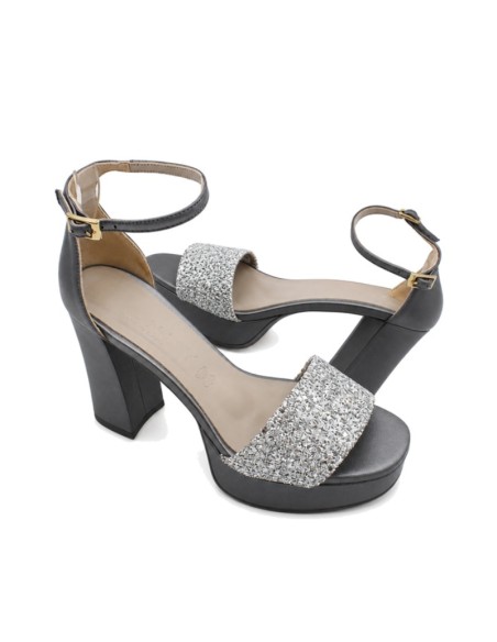 Sandalia plateada de fiesta Vienty con tira glitter