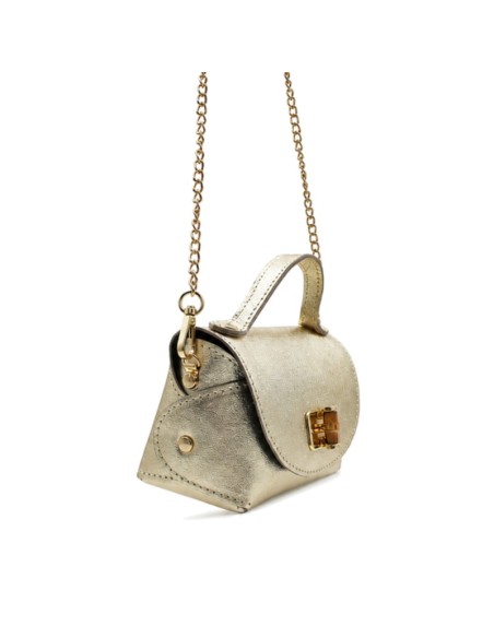 Bolso dorado pequeño con cadena y cierre de bambú