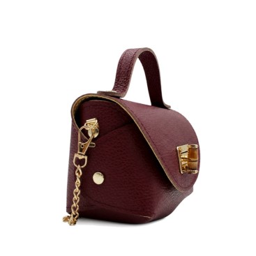 Bolso de piel burdeos con cierre de bambú