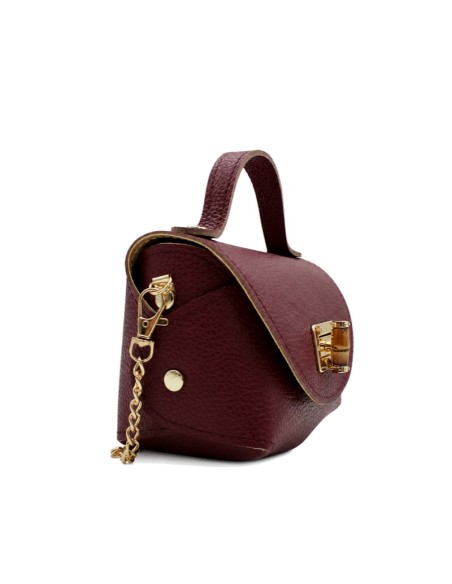 Bolso de piel burdeos con cierre de bambú