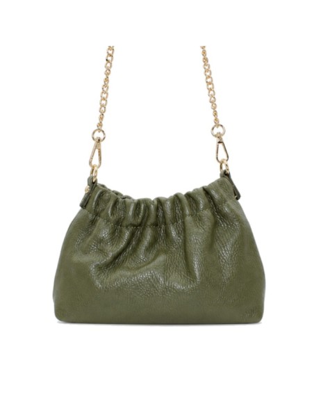 Bolso verde oliva de piel granulada con cadena dorada y parte superior fruncida