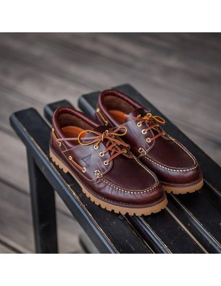 nauticos marrones​