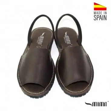 MENORQUINAS HOMBRE MARRONES PIEL SANTANA