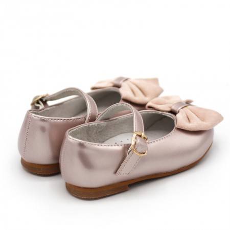 BAILARINA NIÑA ROSAS