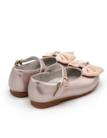 BAILARINA NIÑA ROSAS