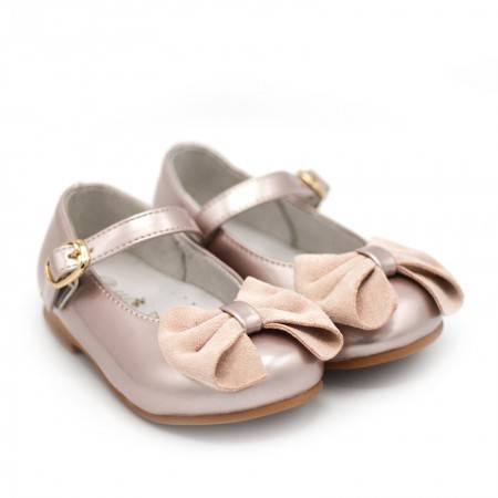 BAILARINA NIÑA ROSAS