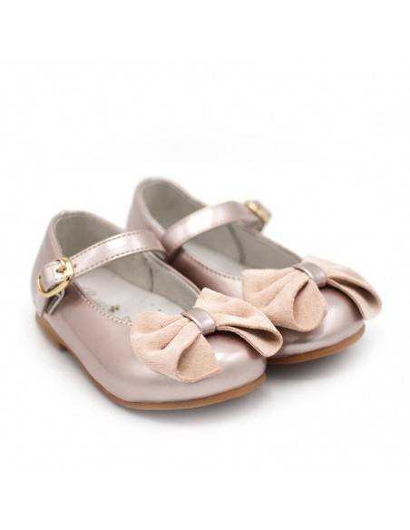 BAILARINA NIÑA ROSAS