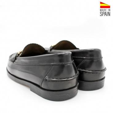 Mocasín cadena 504 negro