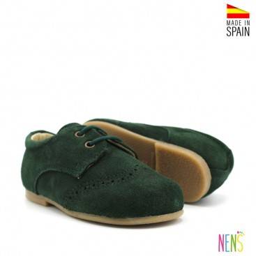 zapatos verdes de niño