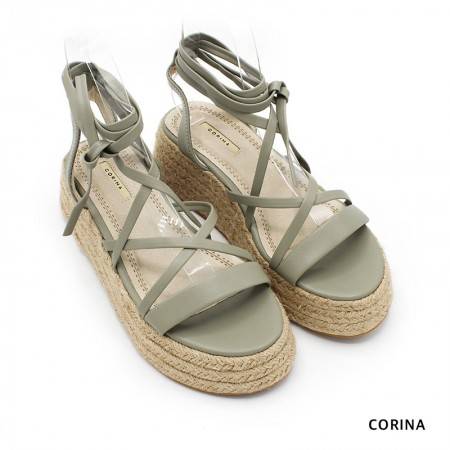 Sandalias de Cuña con cordones en color Verde - Corina 2022
