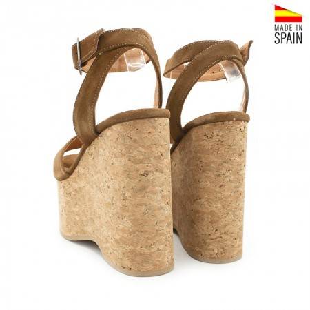Sandalia con Plataforma de Corcho en color Camel