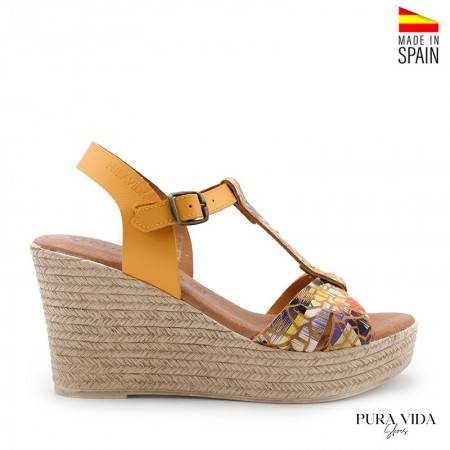 Sandalias de Piel con Cuña color Mostaza - PURAVIDA 2022