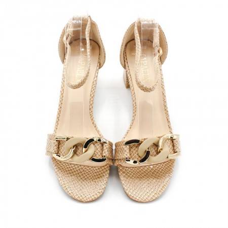 SANDALIAS DE TACÓN PARA VESTIR EN COLOR BEIGE CON CADENA