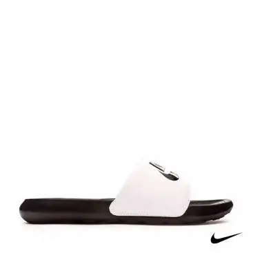 NIKE VICTORI ONE SLIDE