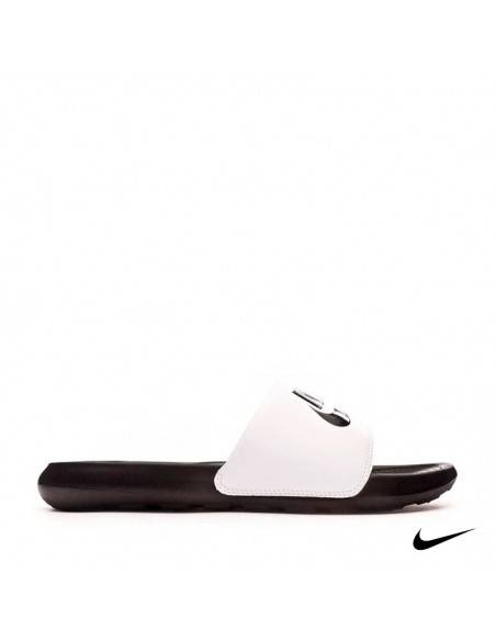 NIKE VICTORI ONE SLIDE