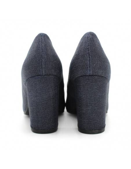 zapato de tacón vaqueros