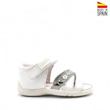 SANDALIAS DE NIÑA 2023