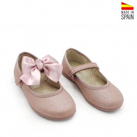 zapatos lazo rosa maquillaje para niña