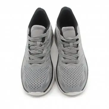 zapatillas gris trabajo