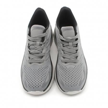 zapatillas gris trabajo