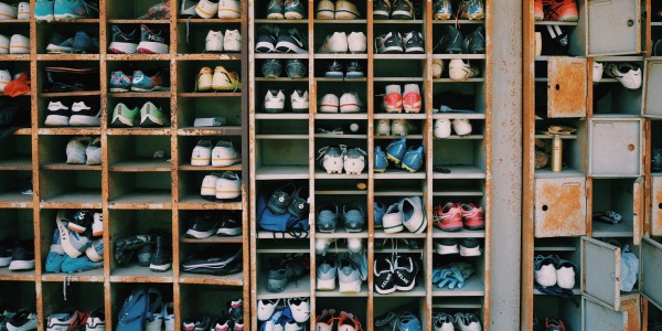 Cómo guardar y organizar tus zapatos para que se conserven mejor